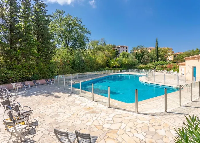Joli 32M² Piscine Parking Wifi