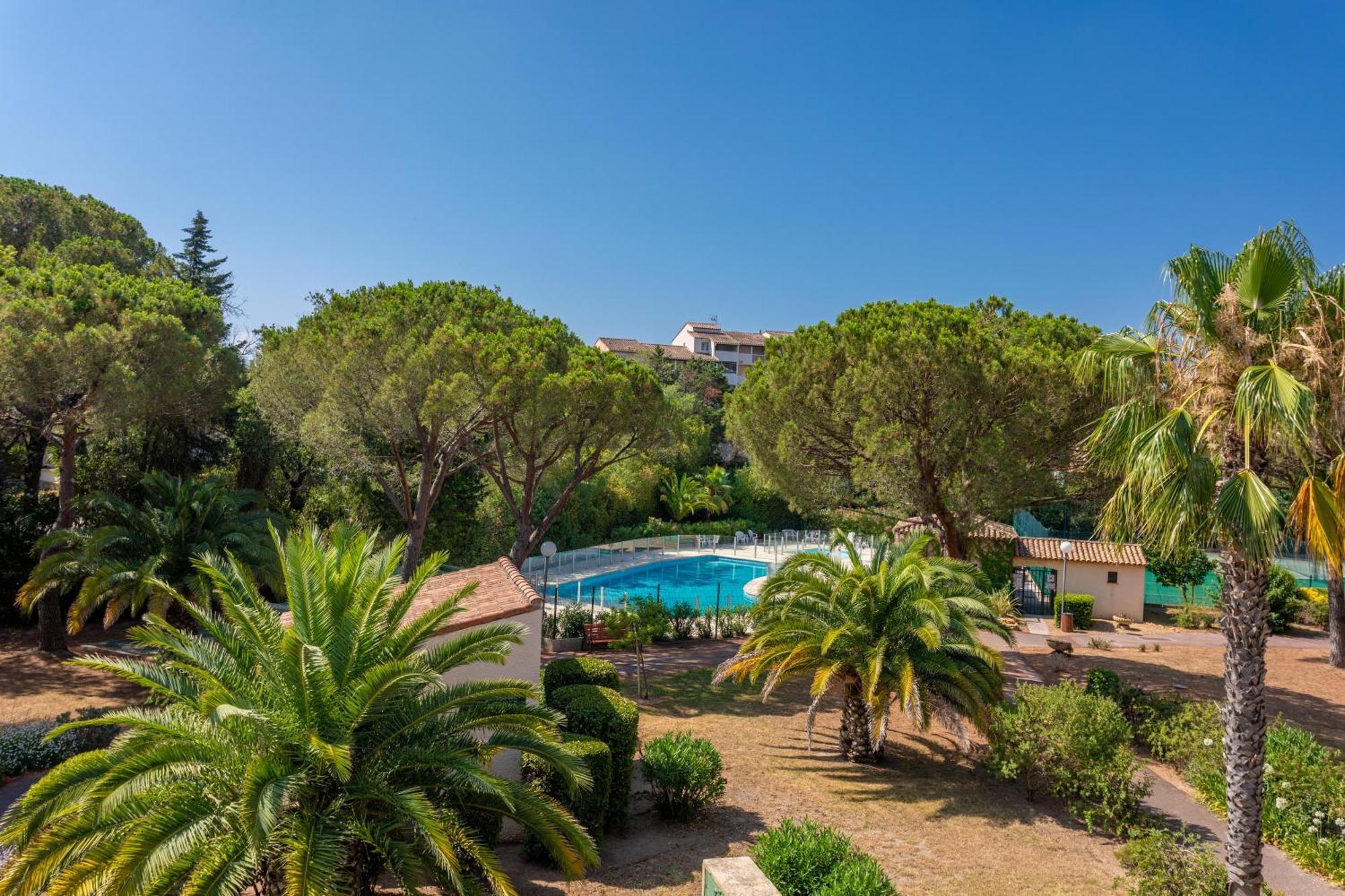 Joli 32m² Piscine Parking Wifi Appartamento Fréjus